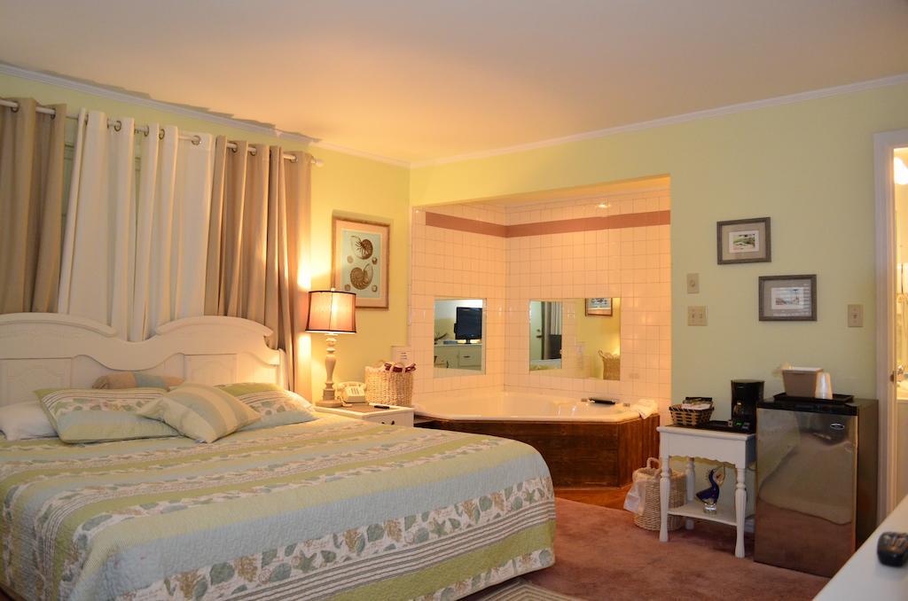 Hotel Matterhorn Tower à Eureka Springs Extérieur photo